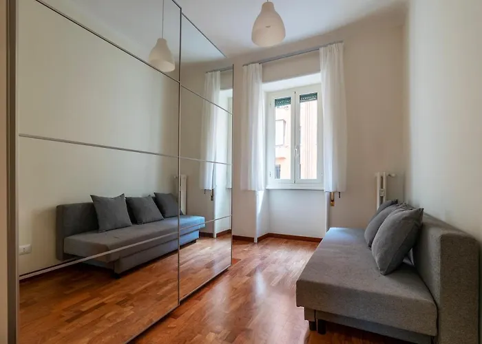 Guesthost - Rione Prati Comfy Apartamento